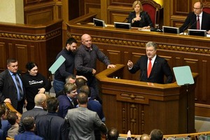 波羅申科宣佈烏克蘭戒嚴。（圖源：AFP）