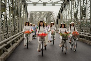 青年組作者梁南日隆“我放學回家了”獲一等獎。