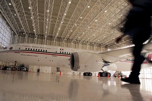 墨西哥新任總統洛佩斯在競選時表示當選後將不再使用總統專機，總統專機和為高官服務的直升機都將被賣掉。（圖源：路透社）