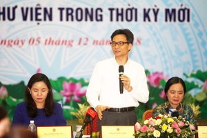 政府副總理武德膽（中）在研討會上發言。（圖源：清春）