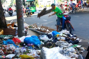 在街頭上經常會發現如此的違規者，但被人贓並獲及受罰場合卻不多。