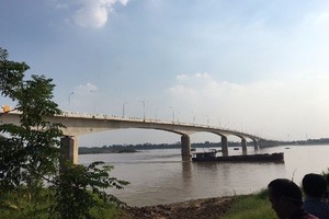 從明年1月4日起對越池-巴為橋BOT站開展陸路勞務使用收費。圖為越池-巴為橋一瞥。（圖源：阮雄）