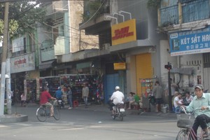 如斯無視交規的騎自行車者很容易導致交通事故。