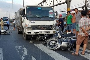 本月6日傍晚，在1號國道的交通事故現場。