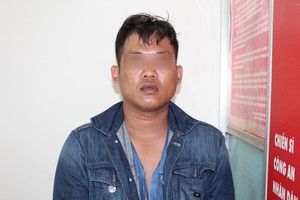 被當場抓獲的竊賊李佐講。（圖源：瓊英）