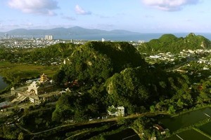 五行山獲列入特殊遺跡名錄。圖為五行山名勝區一瞥。（圖源：林科）