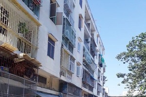 圖為第一郡舊庫坊武文傑大道518號E座公寓一瞥。（圖源：段俠）