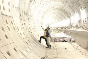 地鐵１號線工地。