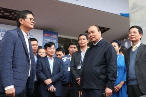 政府總理阮春福第三次視察國際新聞中心的籌備工作。（圖源：VGP）