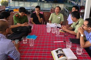 職能機關對興發餐館進行檢查。（圖源：CTV）