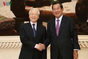 總書記、國家主席阮富仲會見柬首相洪森。（圖源：VOV）