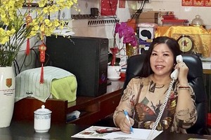 梁柳嬋正在工作。