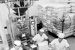 西貢食品技術股份公司食糖生產線。