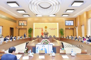 會議現場。（圖源：Quochoi.vn）