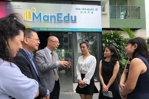 外資企業到訪ManEdu國際華語學校參觀與交流。