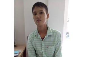 自從發病至今，呂明君的身體明顯消瘦。