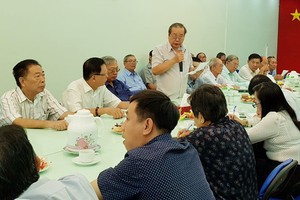 各華人會館定期聚會於昨(30)日在海南會館舉辦。