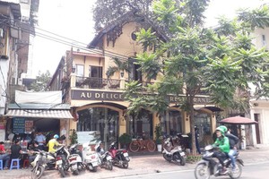 事發的餐廳。（圖源：黃安）