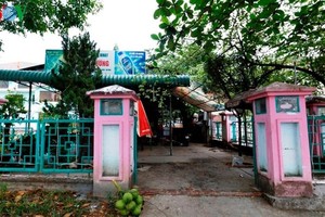 圖為兩名記者遭行兇的地點。（圖源：VOV）