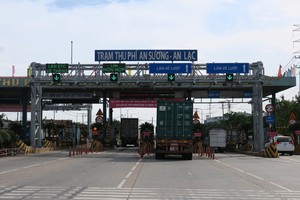 建議強制使用自動收費服務。圖為安霜-安樂收費站。（圖源：清河）