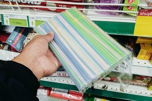 從5月開始，西貢Co.op超市在全國的600個大小超市(包括Co.op Mart、Co.opXtra、Co.op Food、Co.op Smiles、Cheers系統)將全部停止經營塑膠吸管產品。（示意圖源：互聯網）