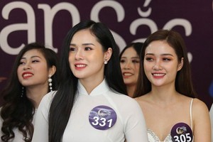 參加2019全球越南本色小姐選美比賽的佳麗。