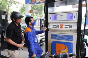 汽油售價再漲逾千元。（示意圖源：互聯網）