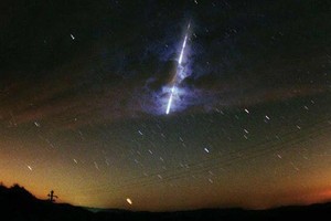 本月6日晚上天文愛好者可觀賞一場美麗的流星雨。（示意圖源：互聯網）