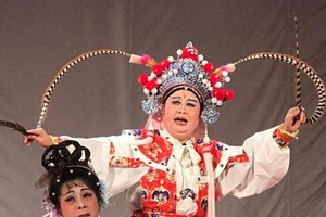 《紅鬃烈馬》劇照。