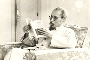 您永遠活在人民心坎中！