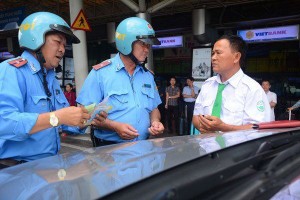 本市成立聯部門檢查團落實有關對本市以汽車從事運輸經營單位、企業檢查經營條件和法律規定。（圖源：明珠）