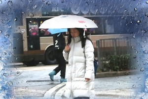 雨季來臨，先做好健康防禦工作。（示意圖源：互聯網）