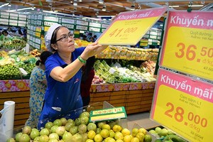 Co.opmart 超市多種國貨減價。