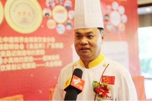 參加此次活動的順德十大名廚何錦標。