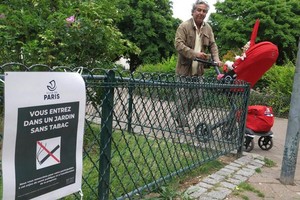 巴黎 52所公園和廣場全面禁煙。（圖源：巴黎人報）