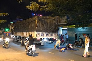 警方趕抵現場勘查事故起因。（圖源：公元）