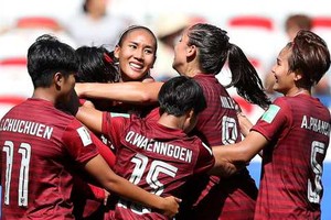 泰國女足進球後很開心。（圖源：互聯網）