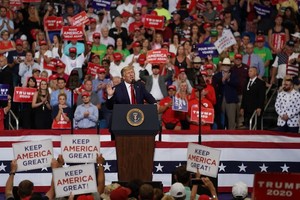 美國總統特朗普在集會上講話。（圖源：新華社）