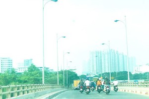 本市過去期間為了改善都市交通情況作出了不少努力。