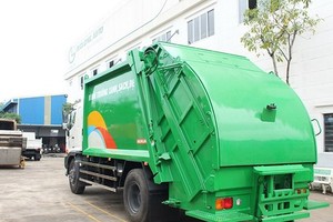 該公司已投用封壓縮式垃圾專用車。