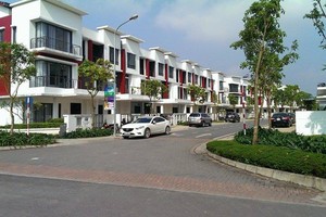 今年上半年，由於供應量銳減導致河內與本市住房的售價出現上漲趨勢。（示意圖源：互聯網）