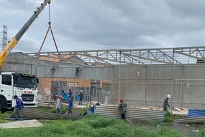 違建倉庫強拆現場。（圖源：馬峰）