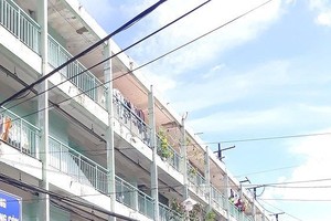 阮善術公寓是第三郡主張招商引資重建的公寓之一。