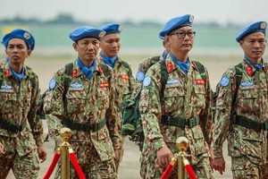 圖為我國參加聯合國維和活動的1號二級野戰醫院的特派隊員。（圖源：VnE）