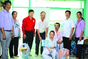 地方政府向屋主贈送禮物。