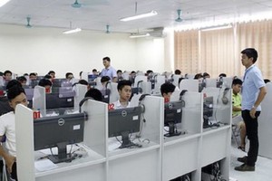 國家高考預計 2021 年起在電腦上完成。（示意圖源：互聯網）