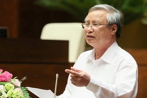 黨中央政治局委員、黨中央書記處常務書記陳國旺出席會議並發表指導意見。（圖源：明君）