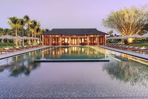 芹苴Azerai Resort度假區。