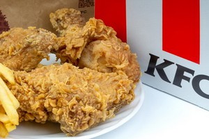 肯德基所屬的百勝餐飲集團26日表示，亞特蘭大的一家分店將於27日推出素食炸雞，若市場反應良好，有望在美全國推出素食菜單。（示意圖源：Shutterstock）