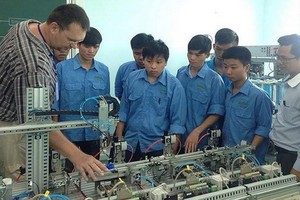 在越工作外國人不少時候在溝通方 面會遇到語言上的障礙。